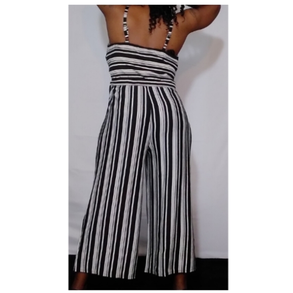 Striped V Neck Jumpsuit - Picture 3 of 3